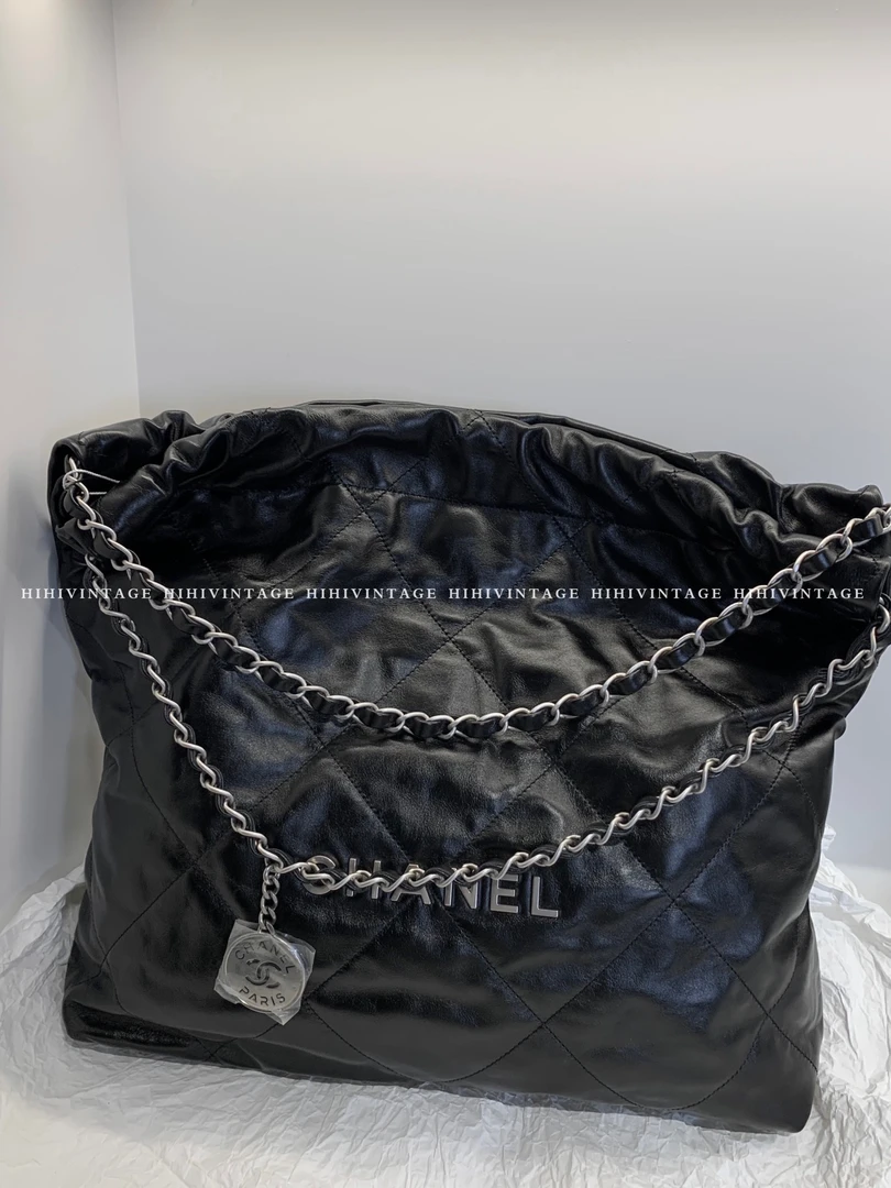 99新 Chanel/香奈儿 HIHI/Chanel 黑银中号22Bag
