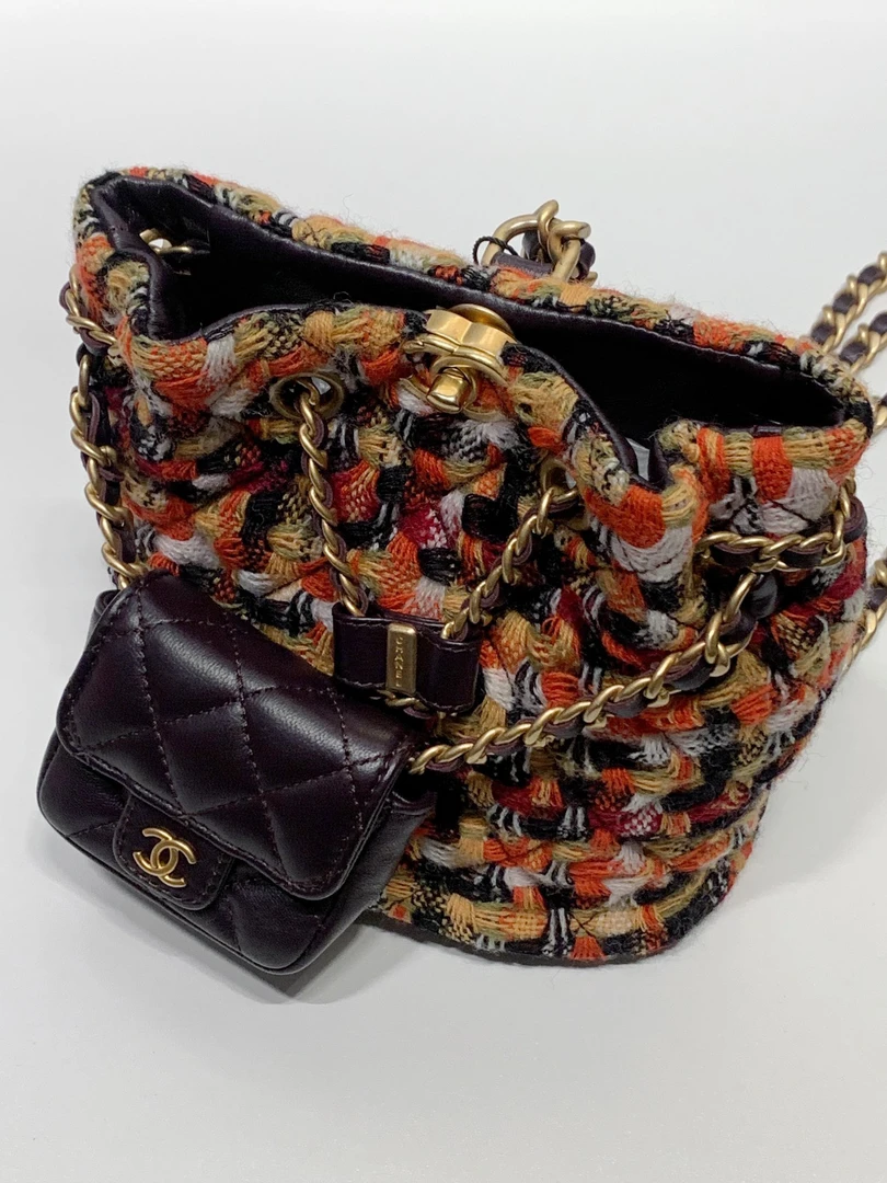 99新 Chanel/香奈儿 HIHI/23A毛呢双肩水桶字母包10997313JL