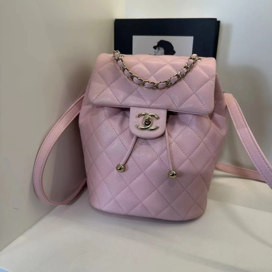 99新 Chanel/香奈儿 HIHI精选/ Chanel 粉色鱼子酱萨尔茨堡双肩包
