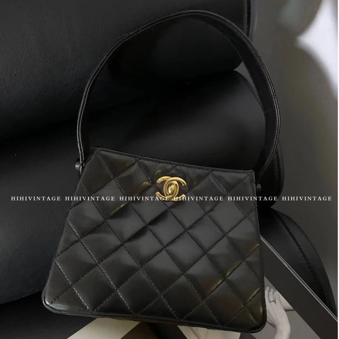 95新 Chanel/香奈儿 HIHI/黑金菱格纹双子星 4开/2953088/一店
