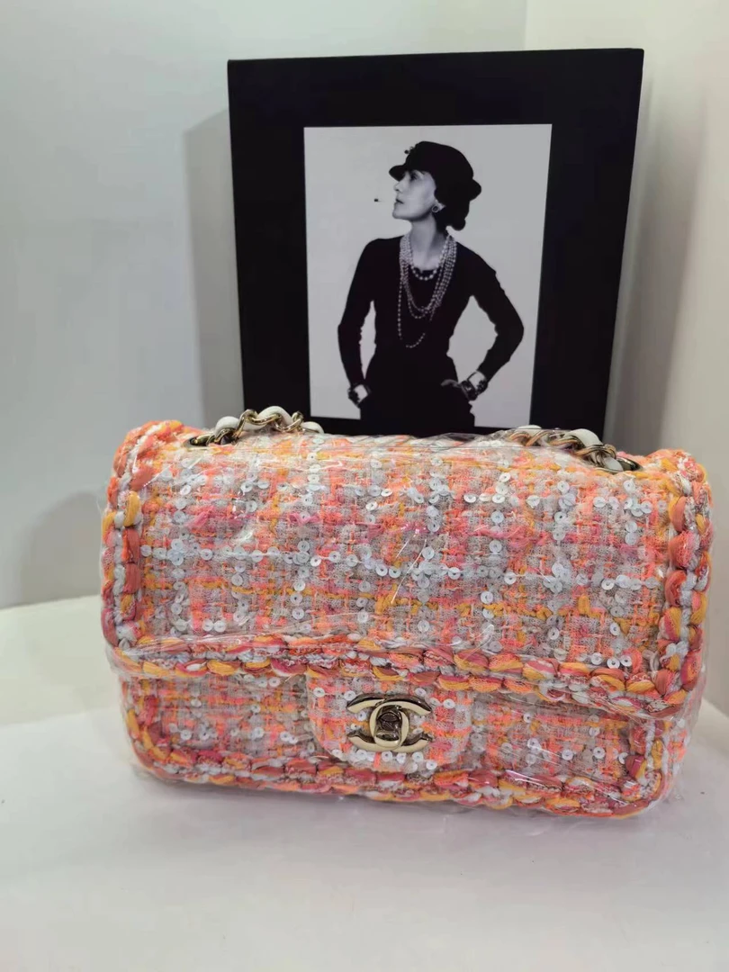 99新 Chanel/香奈儿 HIHI/CHANEL 金扣编织亮片毛呢CF大mini