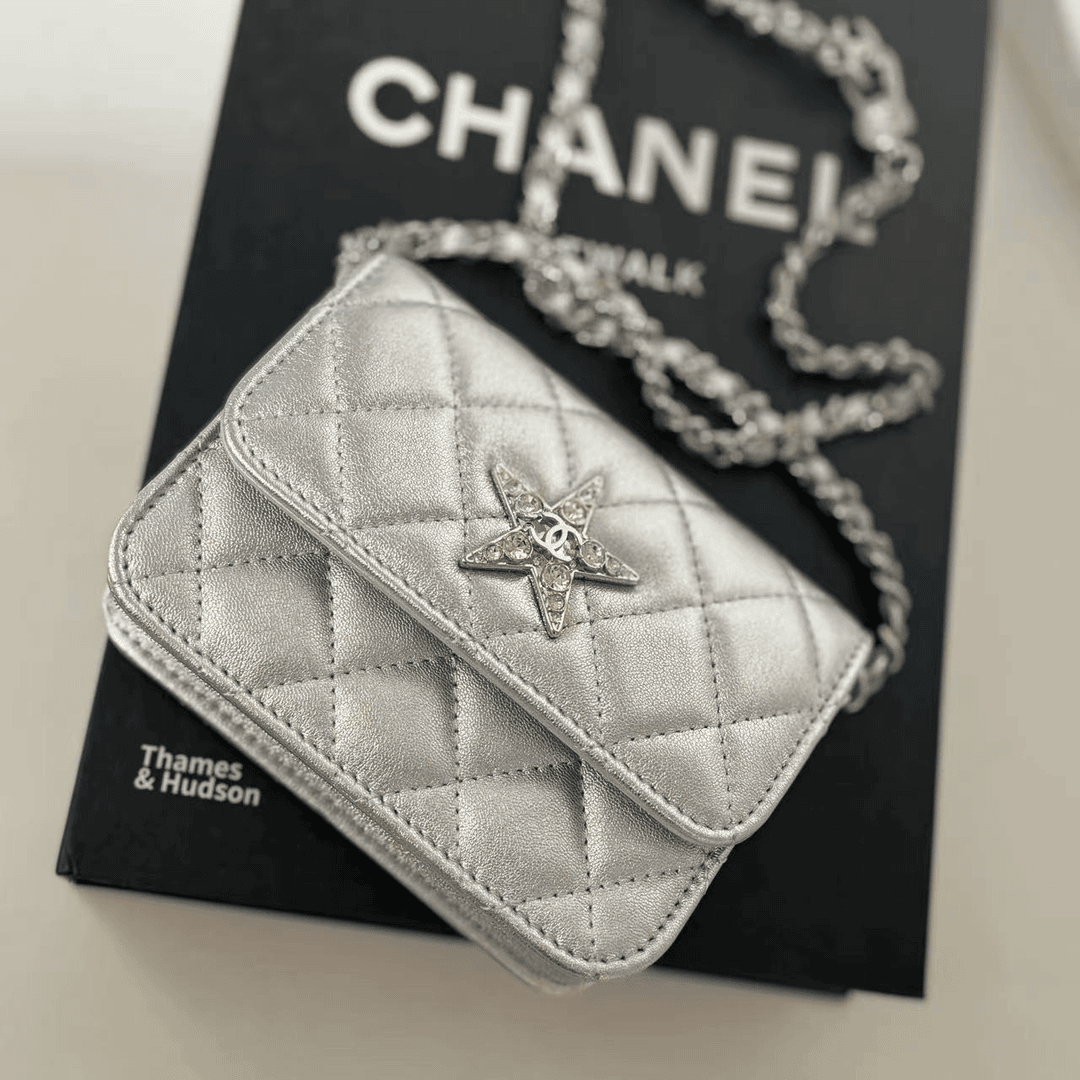 全新未使用 Chanel/香奈儿 HIHI精选/Chanel24C 银色五角星小腰包