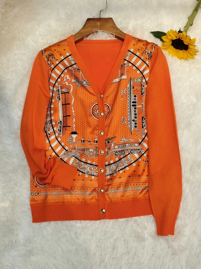 D （2025秋季新品）24098重磅桑蚕丝弹力缎拼接时尚马车百搭开衫