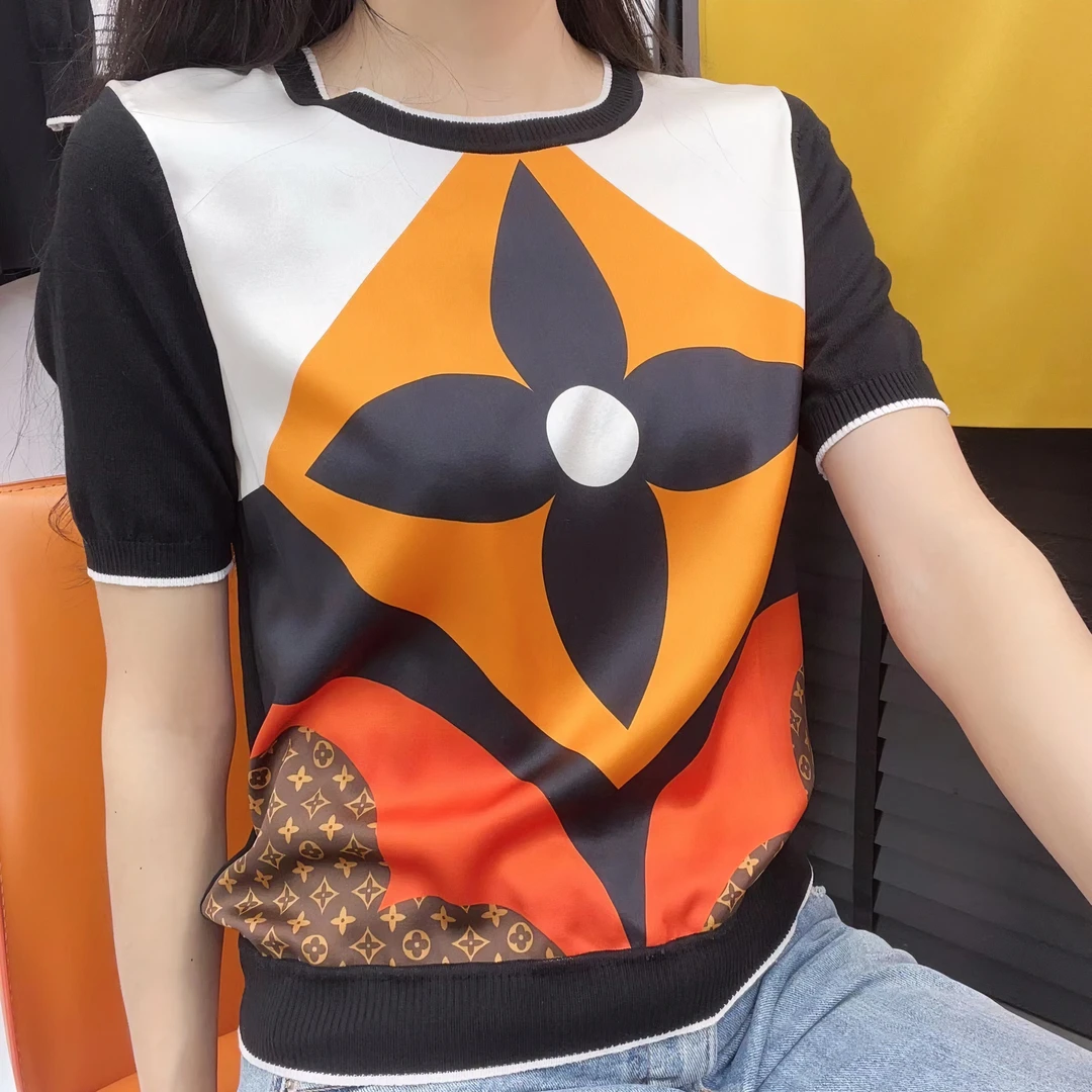 W【2024夏新款】22456  L家老花重磅桑蚕丝缎四叶草上衣-60时尚