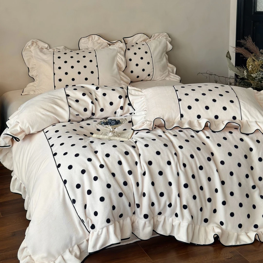 冬季法式浪漫加厚牛奶绒四件套波点少女心被套公主床单珊瑚绒床品