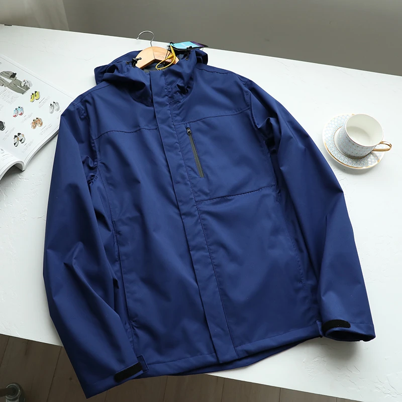 8244运动舒爽好自在 日本客供防水透气压胶 男士户外连帽夹克外套