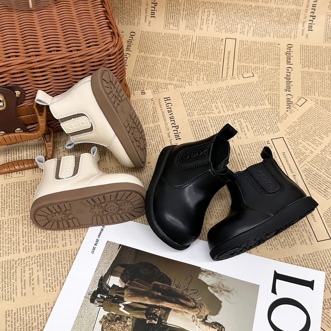 女童马丁靴2024秋冬新款儿童短皮靴时尚公主鞋宝宝秋冬简约小皮鞋