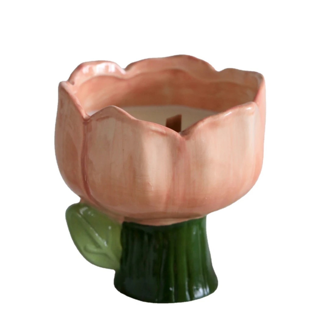 郁金香陶瓷低温香薰蜡烛可爱女生日送礼卧室内持久熏香氛礼盒装饰