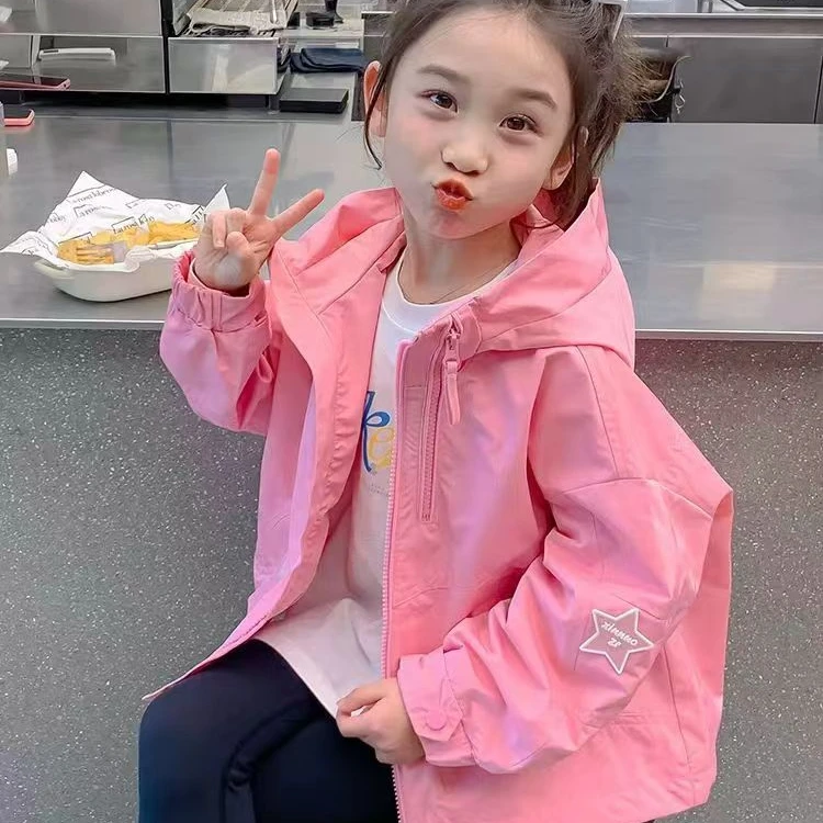 女童新款外套2024洋气女宝宝春秋新款女孩秋装冲锋衣儿童休闲上衣
