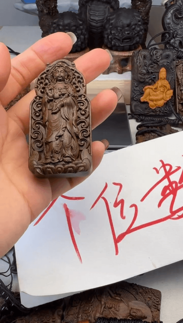 【闪购商品】香木如意观姐姐