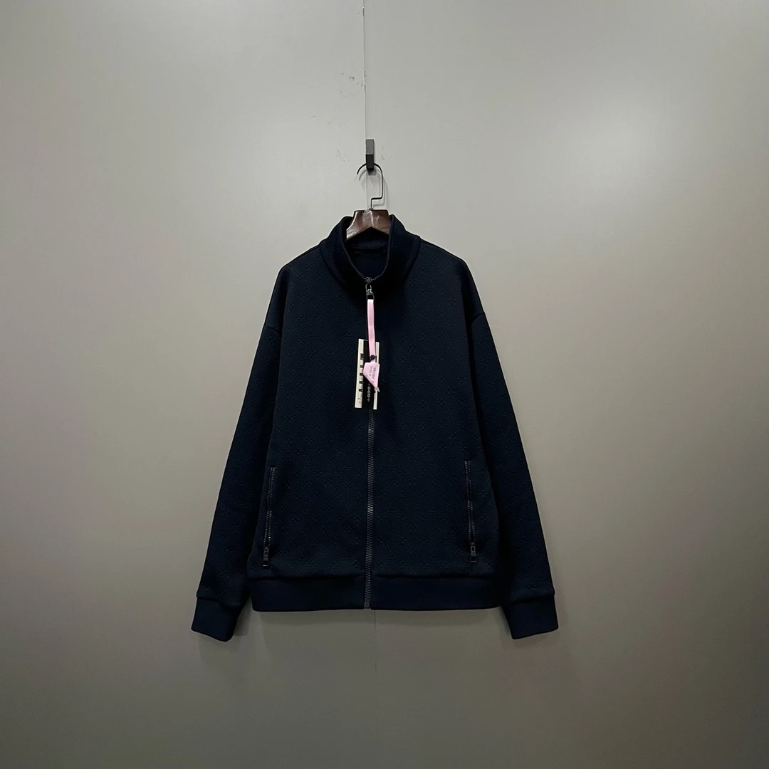 Louis Vuitton lv 藏青色暗纹老花外套 L码/95新/公价15000/