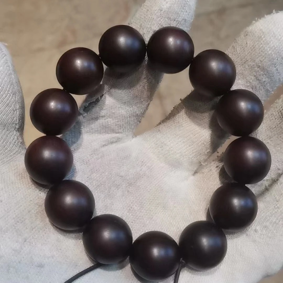 雷击枣木满雷焦精品珠子 尺寸1.8厘米，13颗。