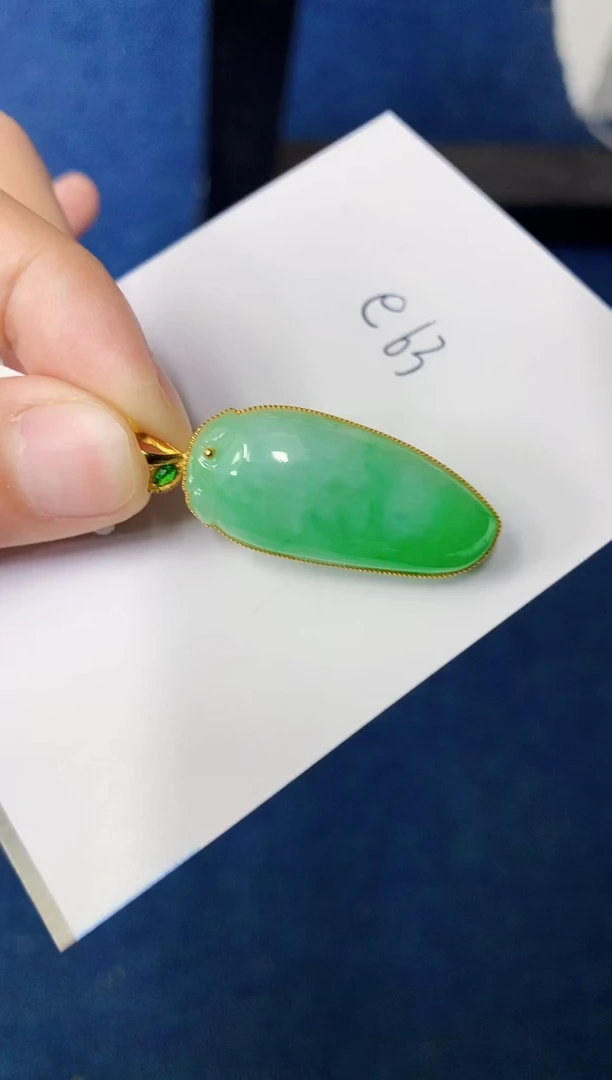 【闪购商品】翡翠颈饰18K金镶嵌000000000000