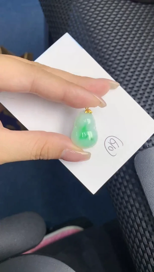 【闪购商品】翡翠颈饰18K金镶嵌0000000000