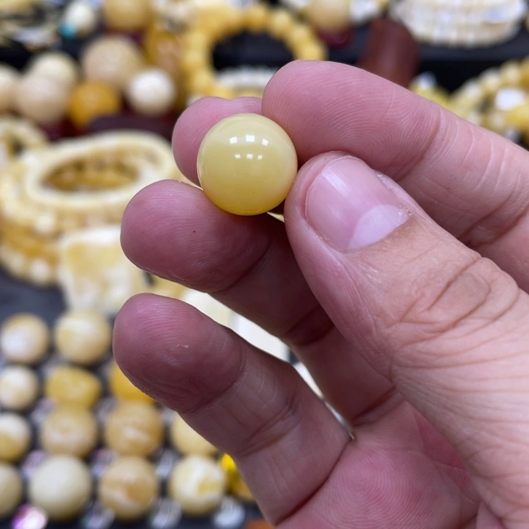 琥珀珠宝奇石未镶嵌13.1mm