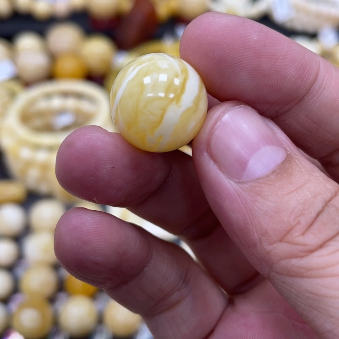 琥珀珠宝奇石未镶嵌16.5mm 皮色