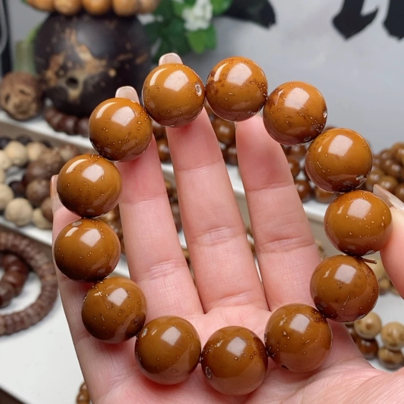 【闪购商品】紫金鼠手串阿**发