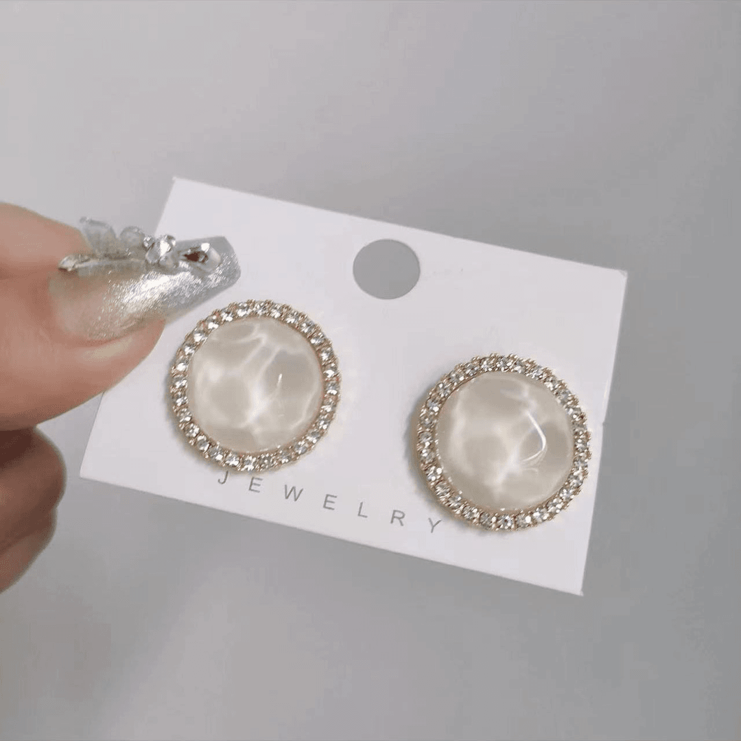 铜合金耳饰 百搭几何轻奢耳钉小香风气质白色简约个性耳环1521