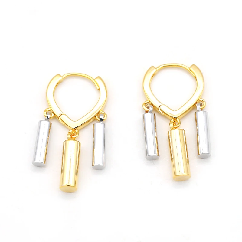 设计师款时尚轻奢耳饰~3764