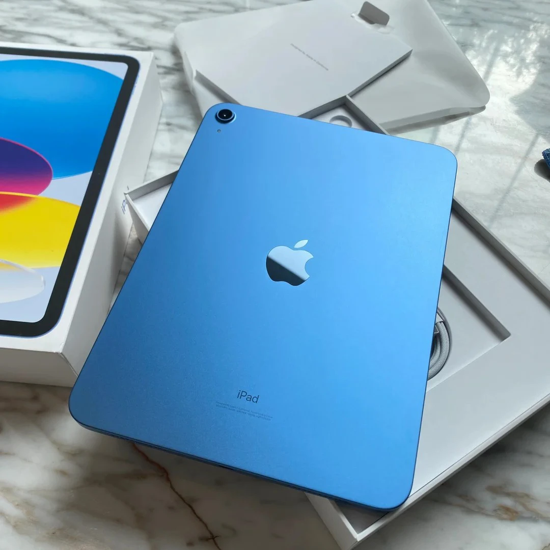 95新 Apple/苹果 iPadAir女生轻薄款9代娱乐追剧剪辑办公平板电脑
