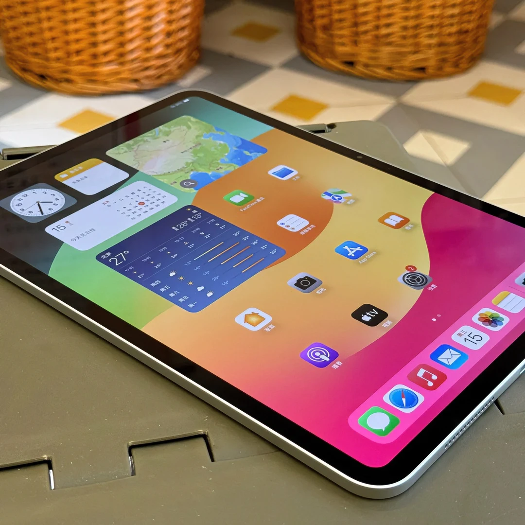 95新 Apple/苹果 iPad 9代学生轻薄网课学习剪辑游戏wifi平板电脑
