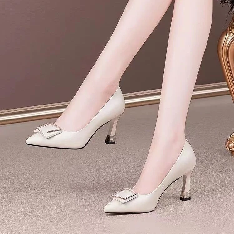 新款白色头层软皮尖头细跟中高跟单鞋女正装职业上班鞋百搭时尚