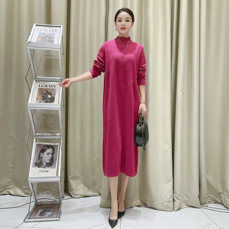 5931玫红色气质设计师秋冬长款提花轻奢针织连衣裙