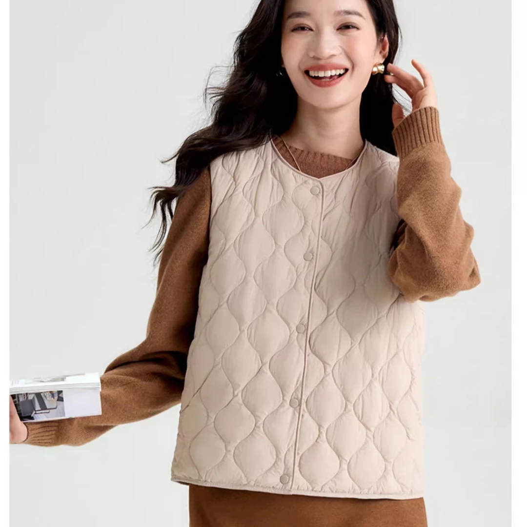 90白鸭绒羽绒马甲女短款2025年新款圆领轻薄内搭马甲羽绒服