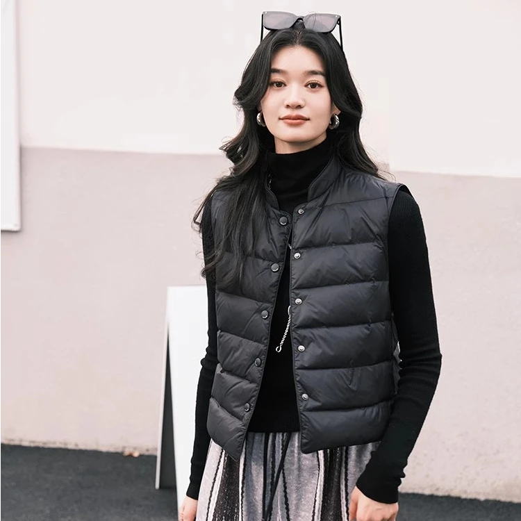 90%白鸭绒女款2025新款轻薄秋冬内搭超轻防风羽绒服女小个子