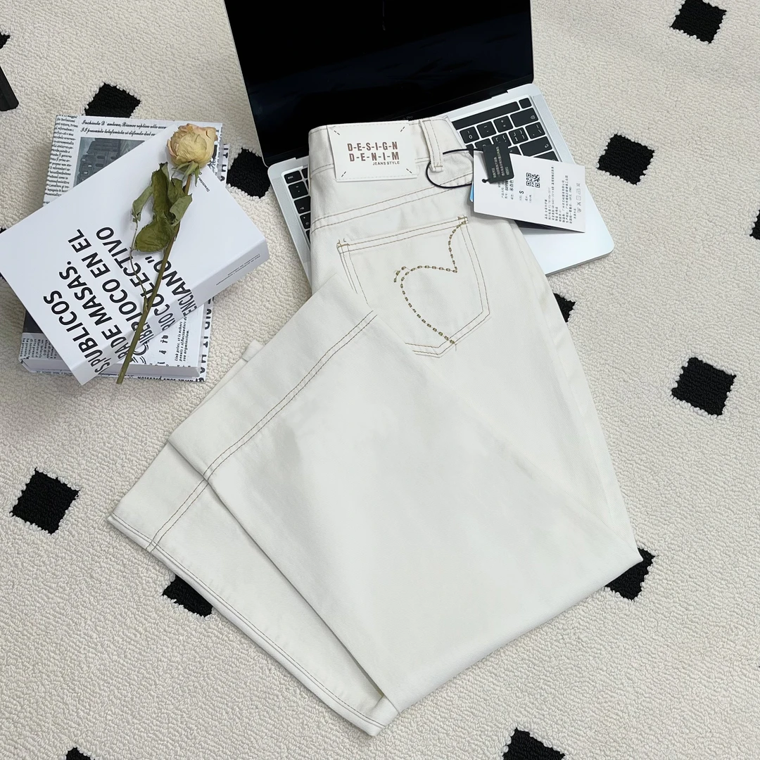 【白月光】秋季新款米杏色高腰牛仔裤女宽松梨形白色法棍直筒九分裤