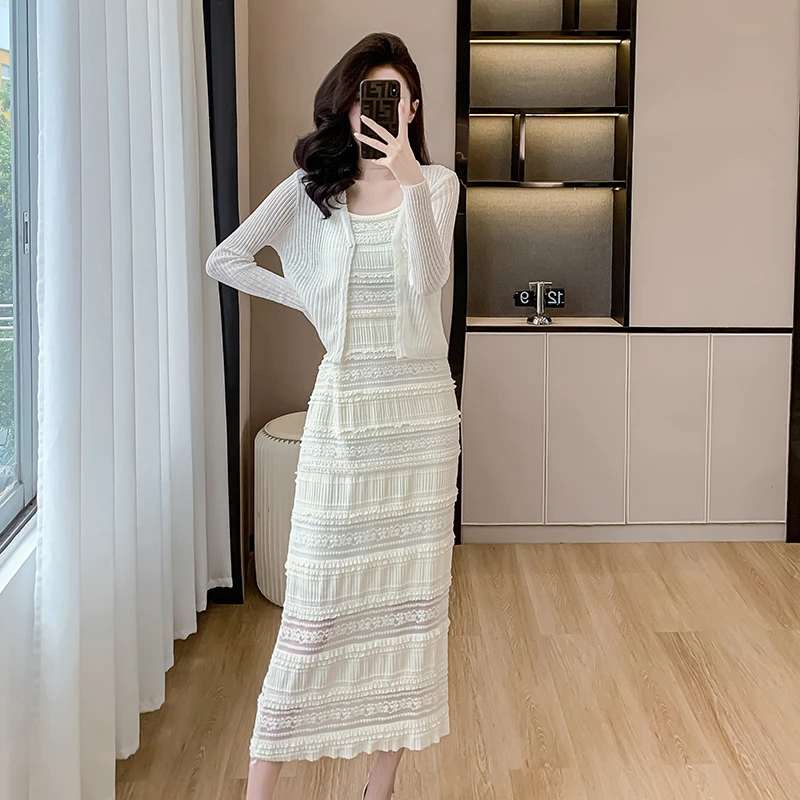 2024年№夏季女新款法式气质茶歇蕾丝吊带连衣裙搭开衫两件套套装