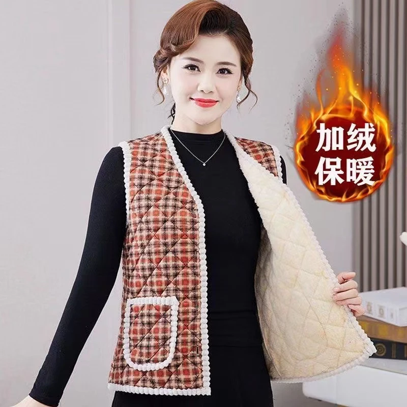 【一件代发】保暖锁温女士保暖花马甲民族风马夹背心过年短款外穿