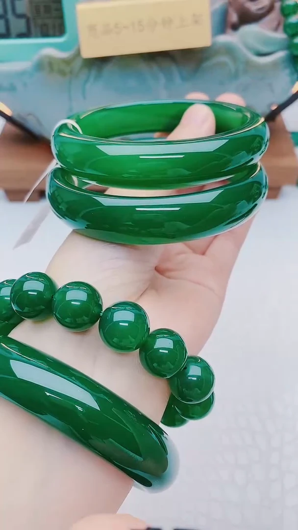 【闪购商品】玛瑙/玉髓手镯未镶嵌玛瑙手镯