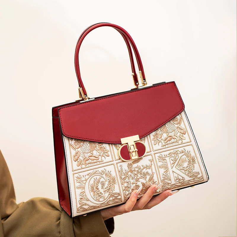 高级感国风红色包包新中式刺绣新娘结婚包中年女士妈妈手提包礼物