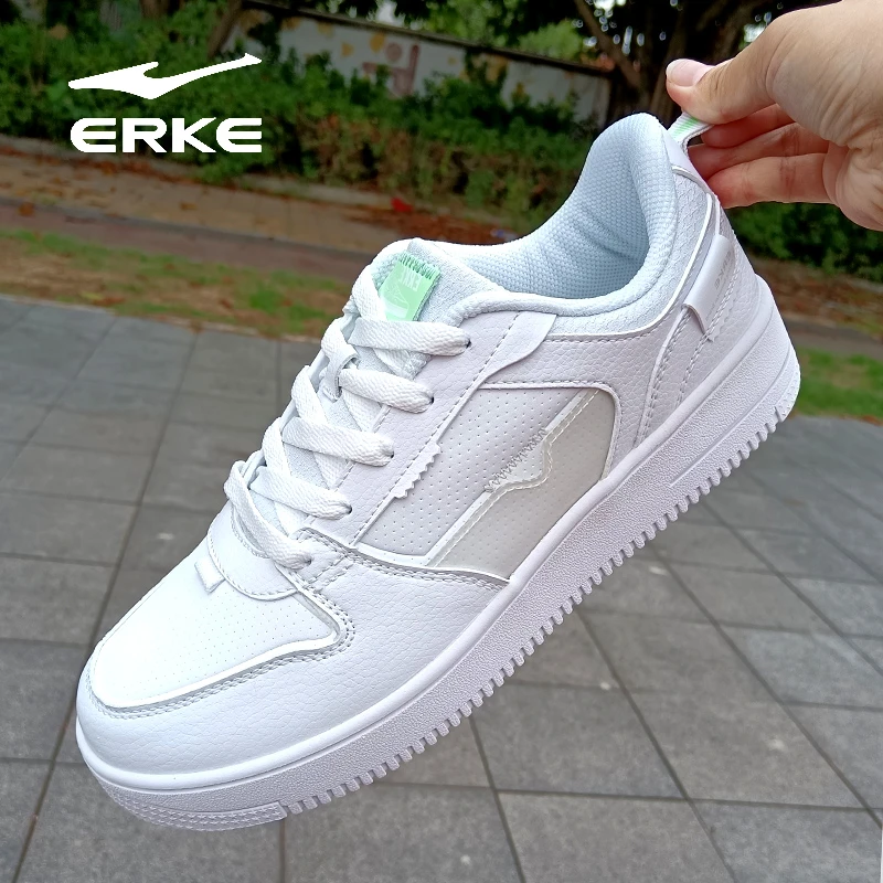 ERKE/鸿星尔克板鞋女小白鞋低帮百搭秋季白色潮流女款休闲鞋运动