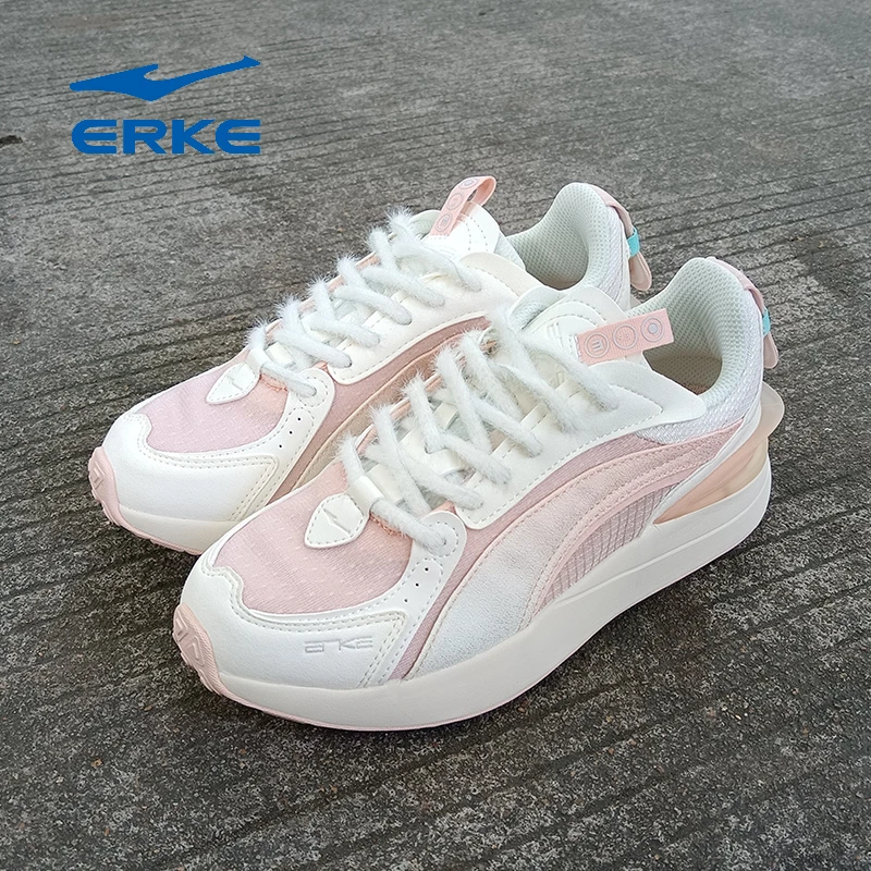 erke/鸿星尔克休闲跑步鞋女款时尚百搭夏季复古春季低帮运动舒适