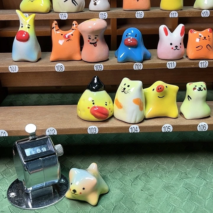 摆件手工陶瓷小摆件169