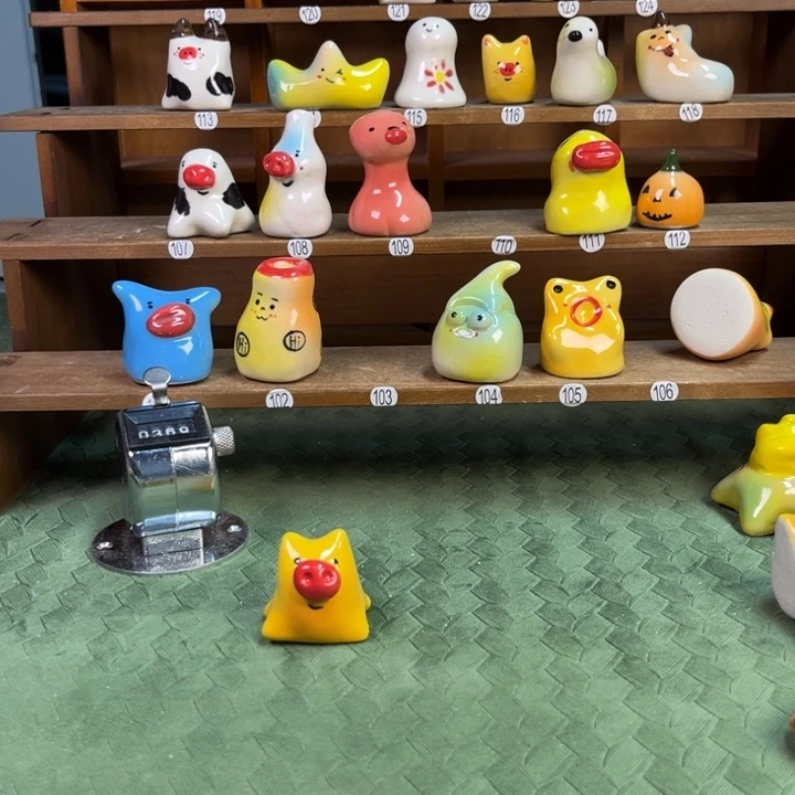 摆件手工陶瓷小摆件369