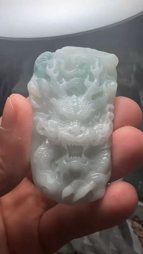 【闪购商品】翡翠颈饰未镶嵌