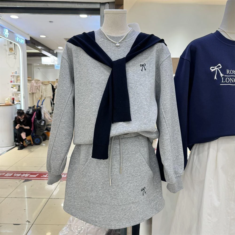 时尚女装春秋新款圆领卫衣配半身裙显瘦两件套休闲小个子潮流套装