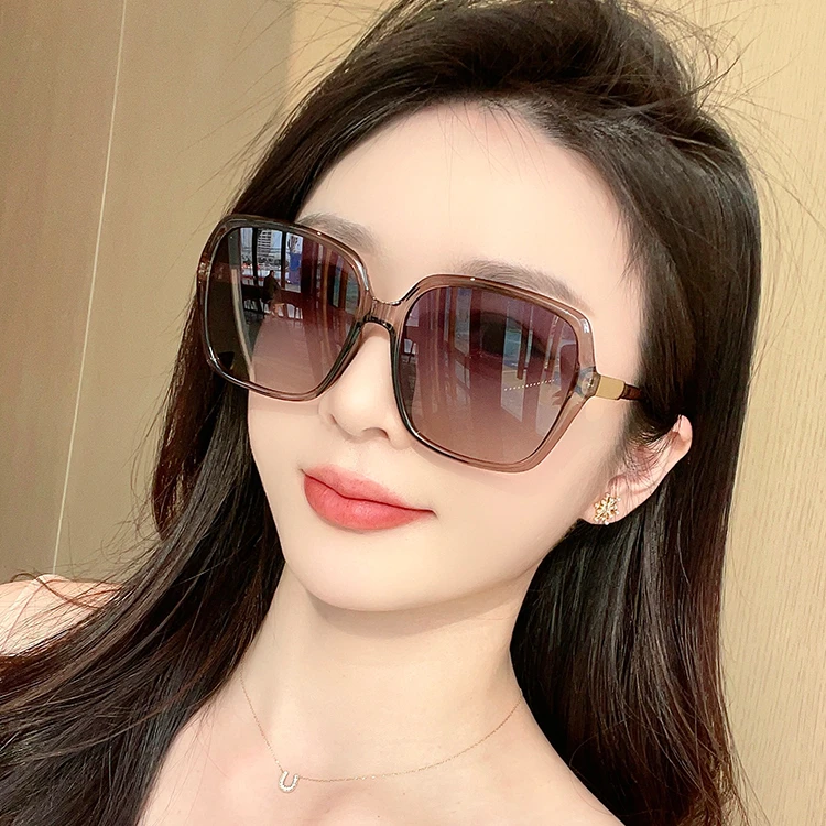 墨镜女高级感2025新款潮大框茶色大脸显脸小防紫外线偏光太阳眼镜