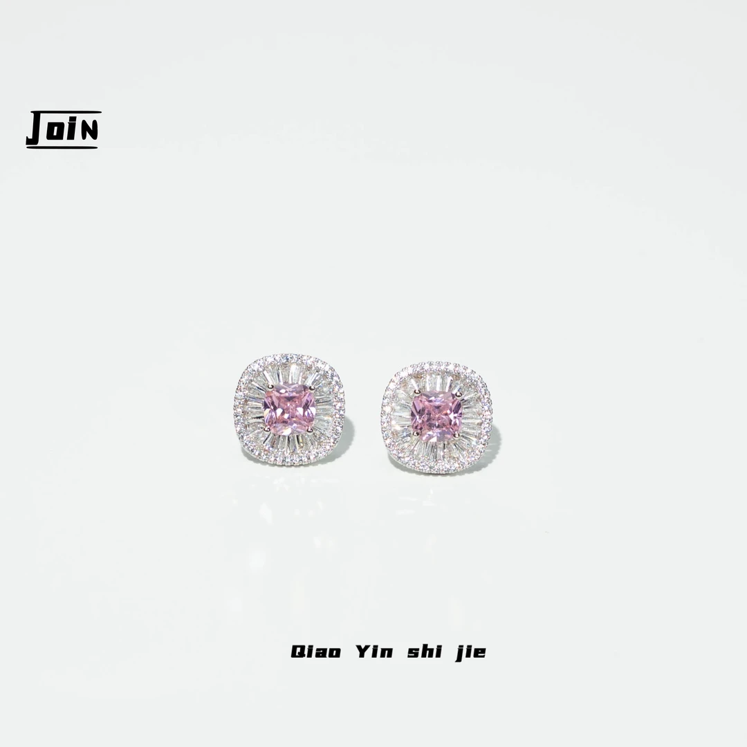 铜合金耳饰 AT2151【克拉之恋】粉色时尚百搭设计师镶嵌耳钉