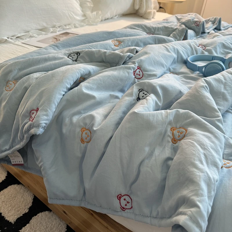 卡通可爱小熊刺绣夏凉被空调被非纯棉可机洗薄被子小清新夏被被芯