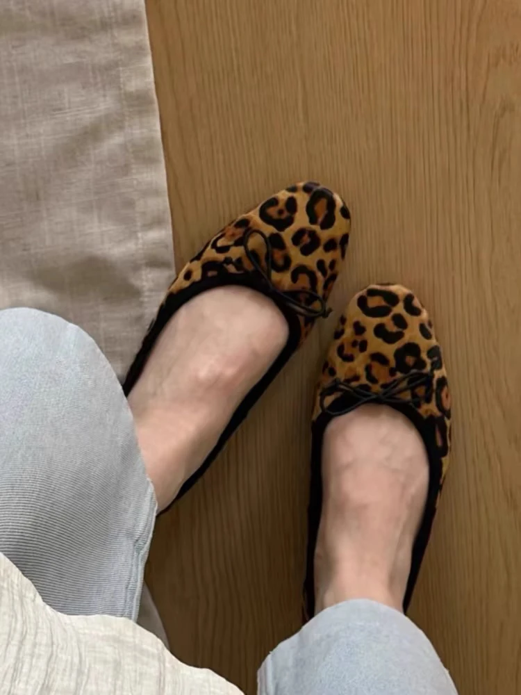 新款韩版复古马毛仙女风平底小红鞋温柔晚晚豆豆鞋881