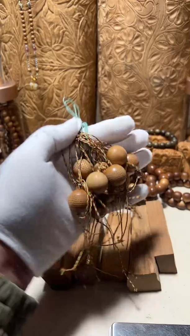 【闪购商品】老山檀香2.0六字雕刻珠