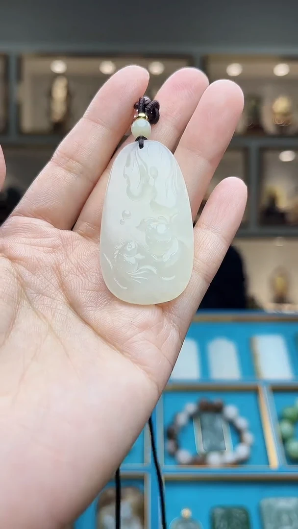 【闪购商品】和田玉颈饰未镶嵌苏