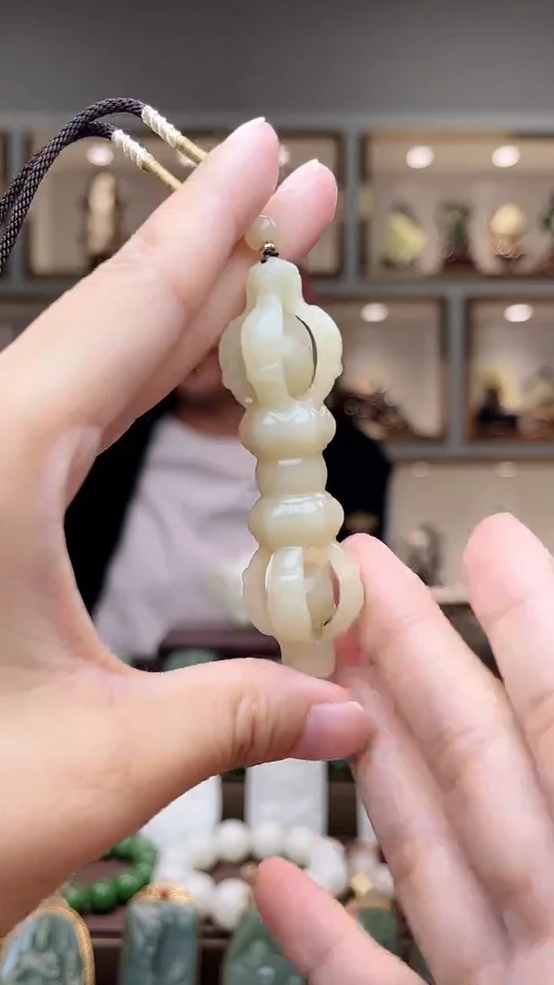 【闪购商品】和田玉颈饰未镶嵌苏