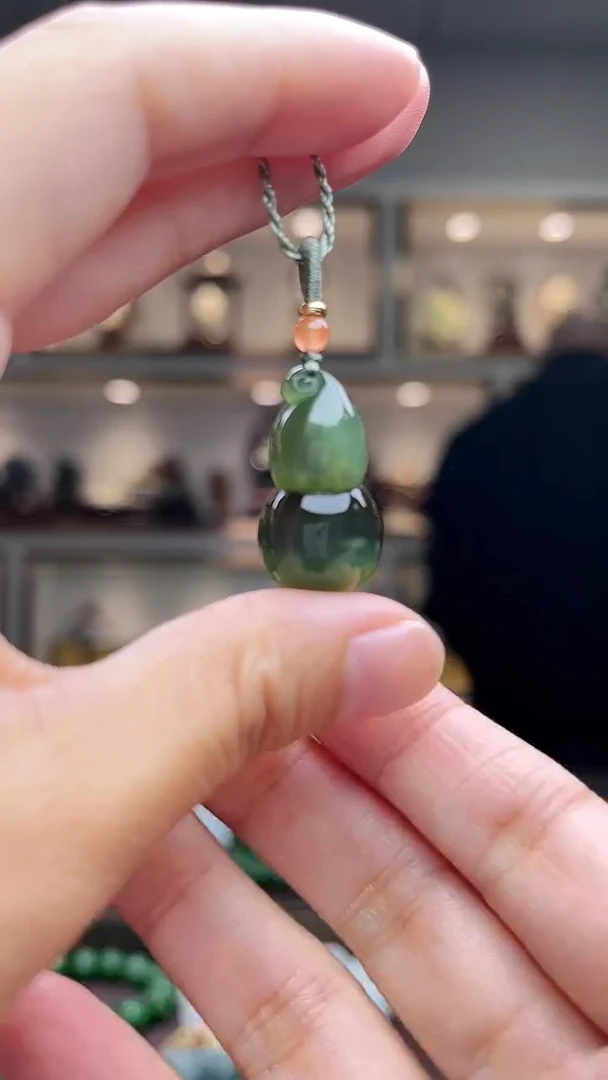 【闪购商品】和田玉挂件未镶嵌苏