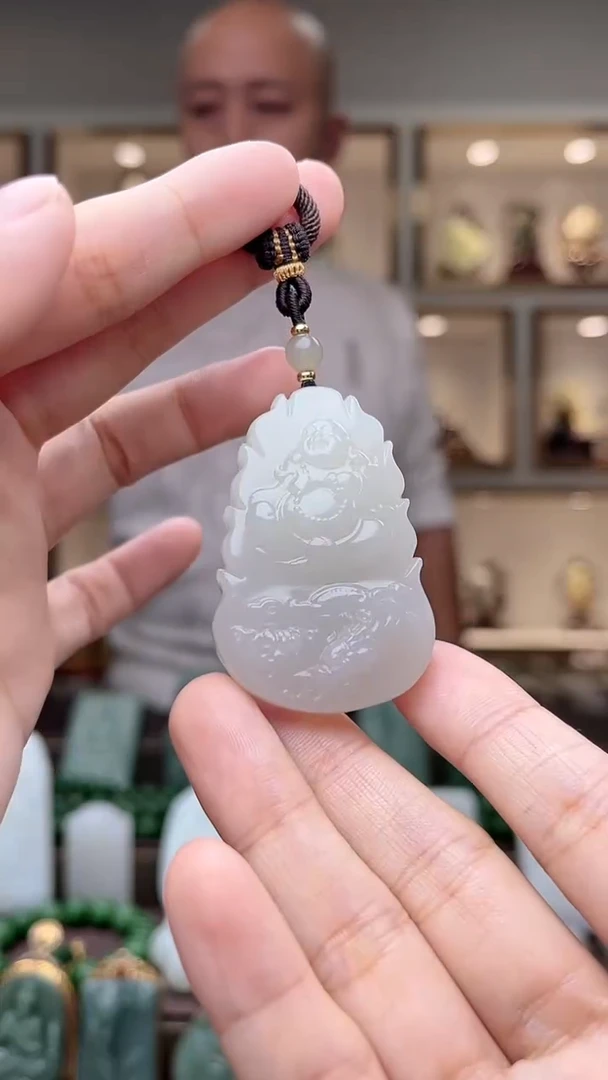 【闪购商品】和田玉颈饰未镶嵌苏