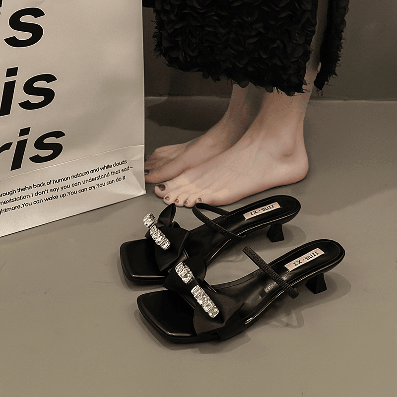 【游鹿鹿】2024夏季爆款 时尚百搭 蝴蝶结水钻 凉拖鞋女 跟高5cm